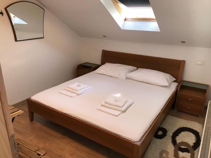 Sobe Zimmer Frei Pozega Bagian luar foto