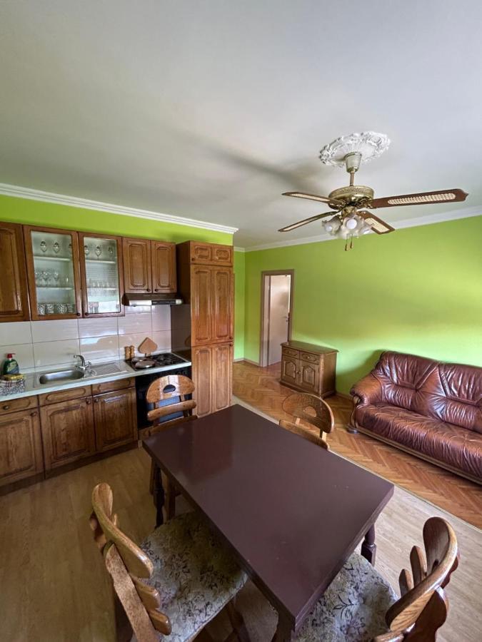 Sobe Zimmer Frei Pozega Bagian luar foto